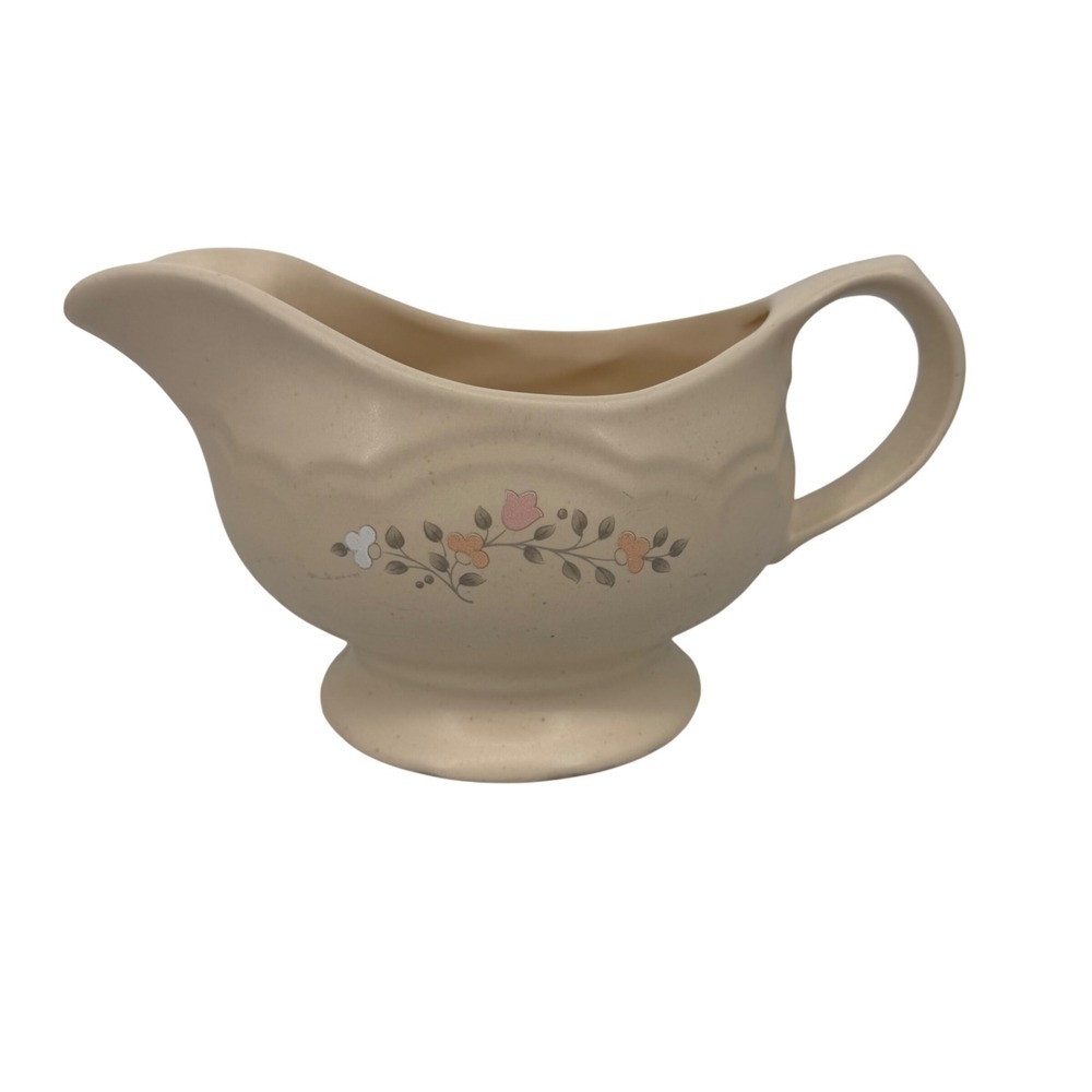 Pfaltzgraff Tea Rose Gravy Boat Cream Stoneware Floral Pedestal USA Cottagecore